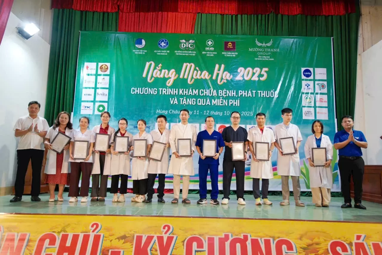 &ldquo;Nắng M&ugrave;a Hạ 2025&rdquo;: Khi tr&aacute;i tim người thầy thuốc tỏa s&aacute;ng nơi miền qu&ecirc; xứ Nghệ