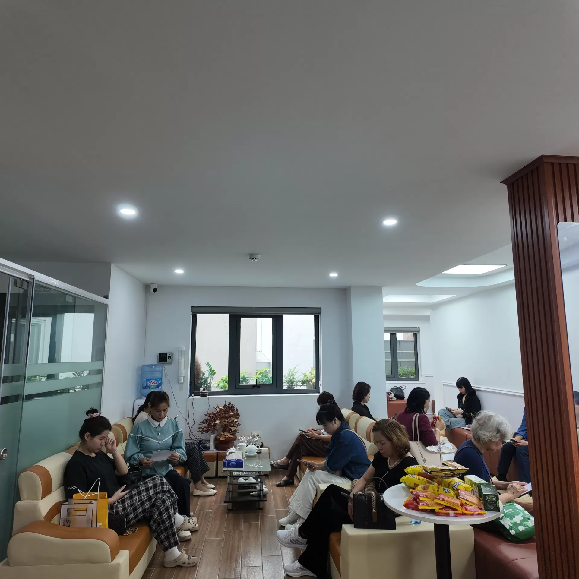 Basedow: Điều trị nội khoa hay xạ trị iod &ndash; Bạn đang đứng trước ng&atilde; rẽ n&agrave;o?